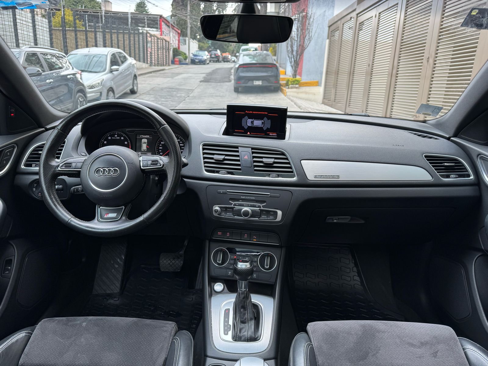AUDI Q3 S-LINE 2.0T 2016
